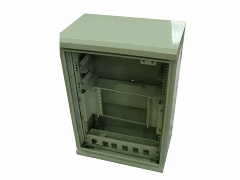 Communication cabinet housing